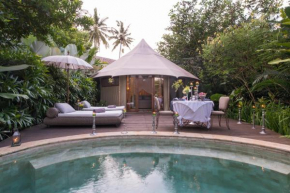 Отель Sandat Glamping Tents  Убуд